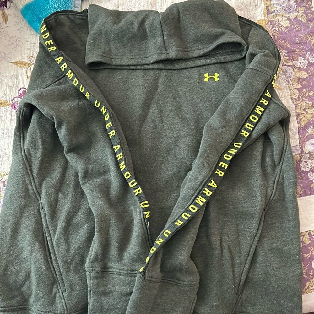 Under Armour Turtle Neck Sweatshirt
